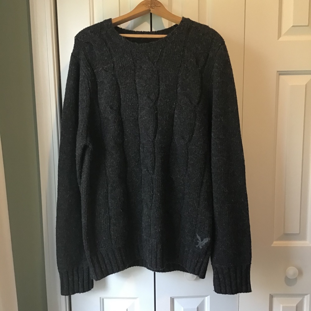American Eagle sweater